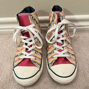 Unique Converse All Star Hi Tops in Multicolor, Junior Size 5